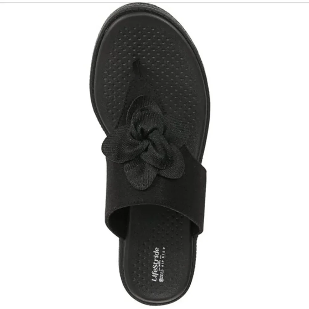 NIB BZees Women’s Bloom Flip-Flop – Black Stretch Linen, Size 8.5M